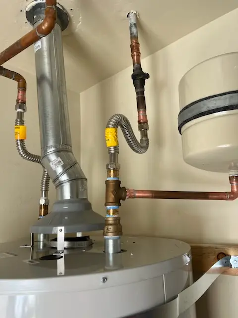 Water heater installation and plumbing repair in Murray